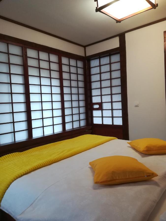 ホテル Casa Lily - Japanese Retreat シギショアラ エクステリア 写真